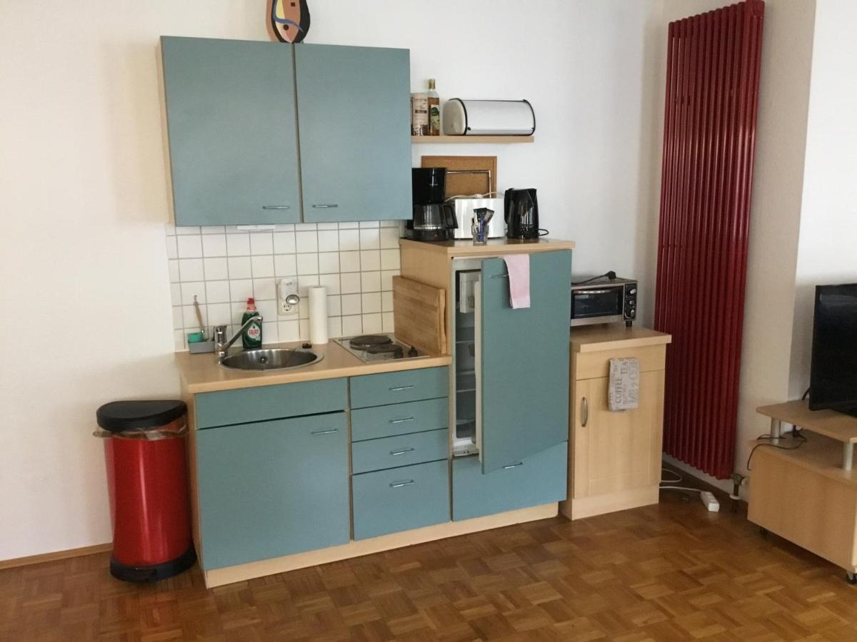 Apartmenthaus Zentrum Komfort Apartments Mit Minikuchen Verschiedener Grossen Kassel Exterior foto