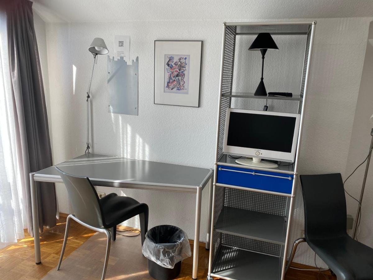 Apartmenthaus Zentrum Komfort Apartments Mit Minikuchen Verschiedener Grossen Kassel Exterior foto