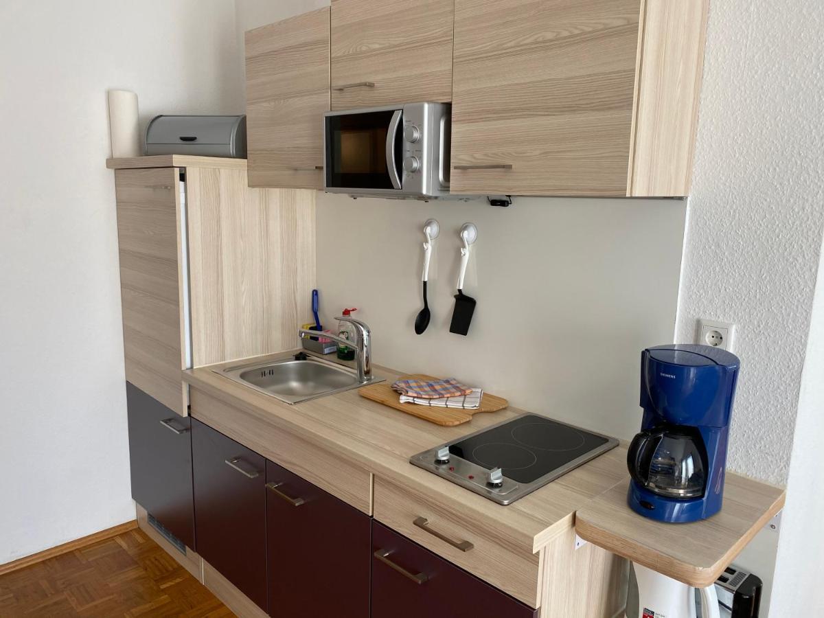 Apartmenthaus Zentrum Komfort Apartments Mit Minikuchen Verschiedener Grossen Kassel Exterior foto