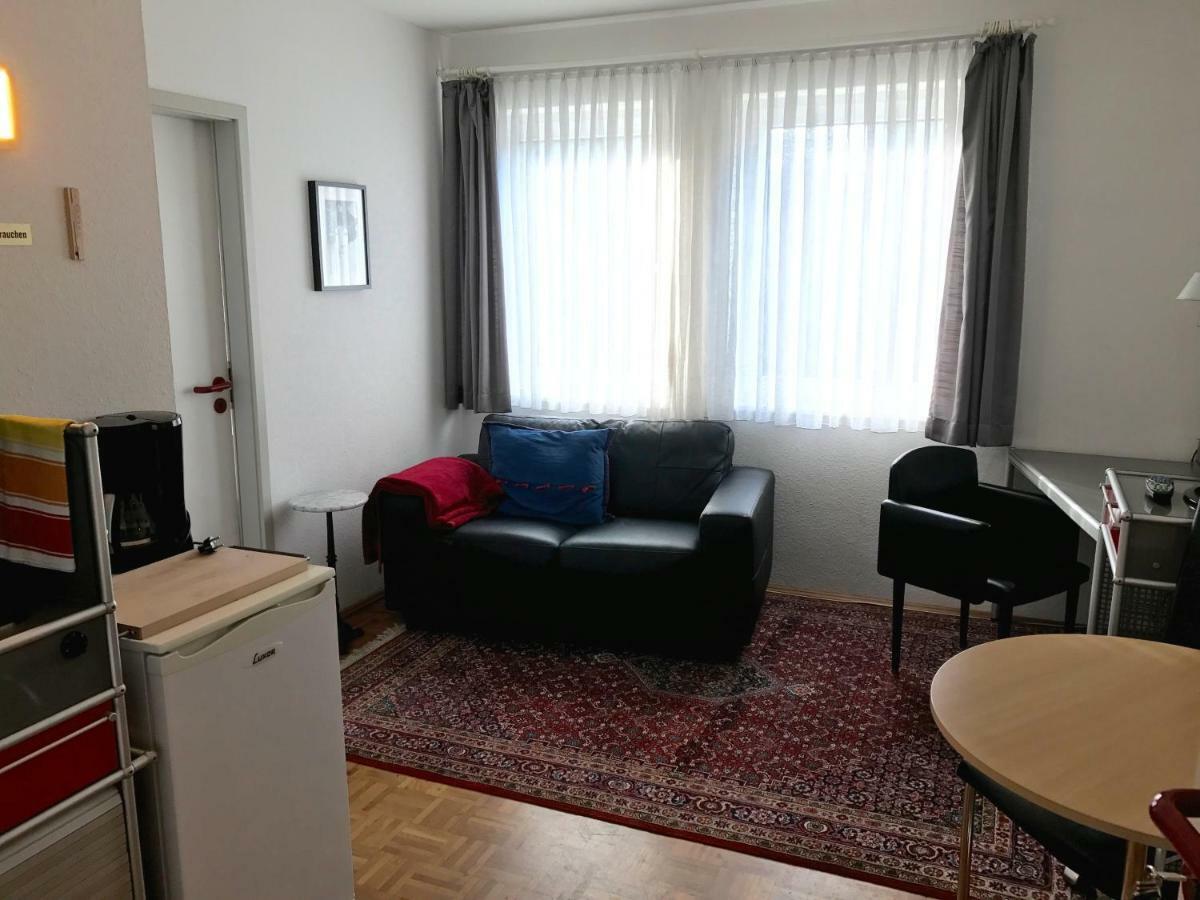 Apartmenthaus Zentrum Komfort Apartments Mit Minikuchen Verschiedener Grossen Kassel Exterior foto