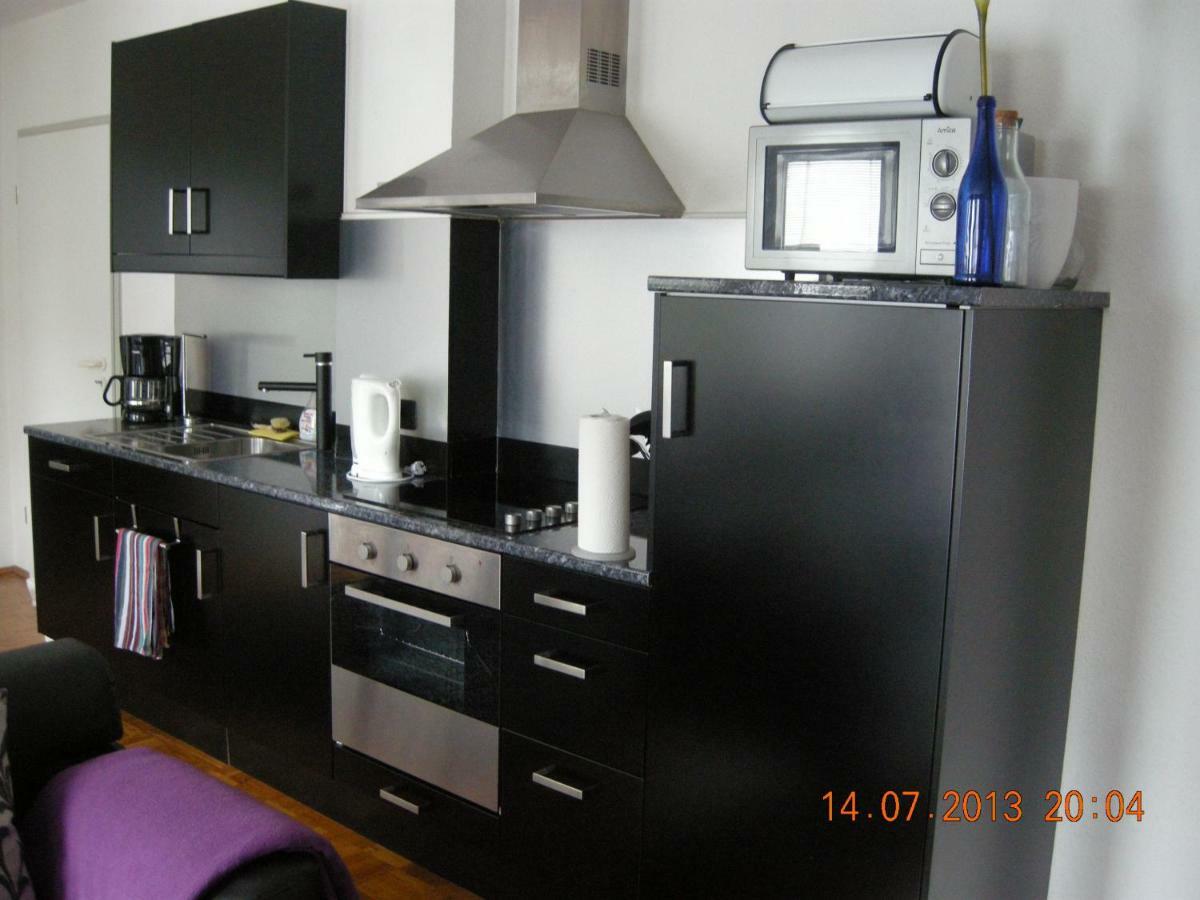 Apartmenthaus Zentrum Komfort Apartments Mit Minikuchen Verschiedener Grossen Kassel Exterior foto